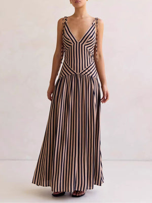 Tie-shoulder maxi dress with V-neck in brown and black stripes, adjustable straps
