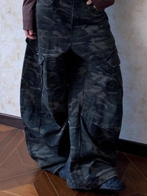 Men's camo print wide leg jeans in 100% cotton with cargo pockets.