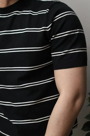 Black ribbed stripe t-shirt with contrast trim and short sleeves