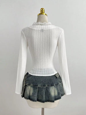 V-neck Lace Trim Ribbed Knit T-shirt, fabric detail