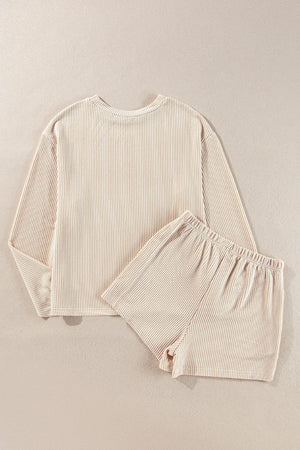 Chic monochrome matching set with long sleeve top and shorts in Dust Storm color.