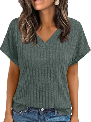 Relaxed fit ribbed V-neck t-shirt in Army Green with short sleeves.