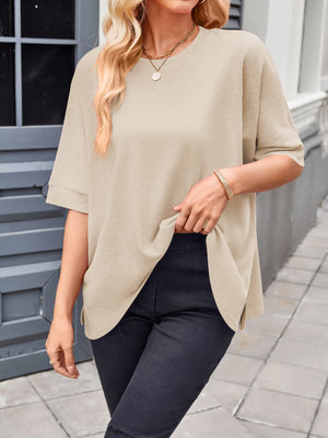 Relaxed drape sleeve tee in Dust Storm, a casual short-sleeve top with a crew neck.