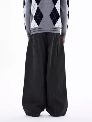 Men's dark gray relaxed fit wide-leg sweatpants with cargo pockets.