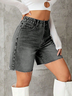 High-waisted dark gray denim Bermuda shorts with frayed hem and button closure.