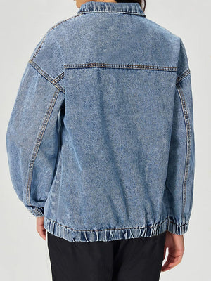 Acid wash denim pullover sweatshirt with elastic hem and cuffs, medium color