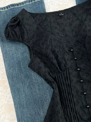 Lace V-neck Cap Sleeve Blouse, model styling view