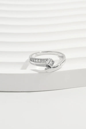 Silver asymmetrical ring with zirconia bar detail