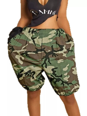 Camouflage Cargo Shorts in Camouflage Color, close-up detail