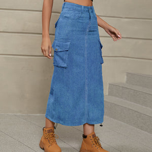 Denim cargo midi skirt with adjustable ruching and front pockets