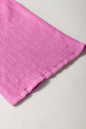 Red-violet knit blouse with square neckline and flutter sleeves, 100% viscose.