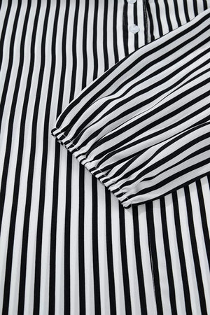 Striped Half Sleeve Button-up Shirt in Black, fit detail