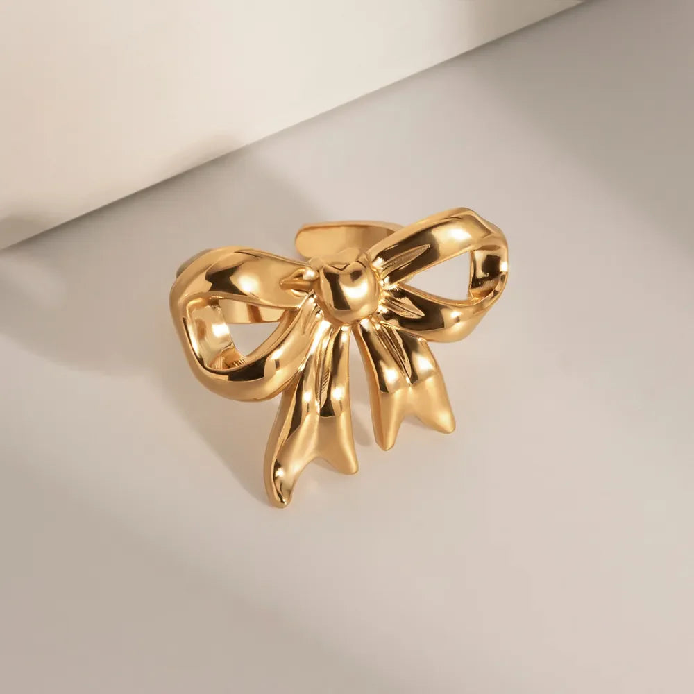 Gold 18K gold-plated sculpted bow statement ring