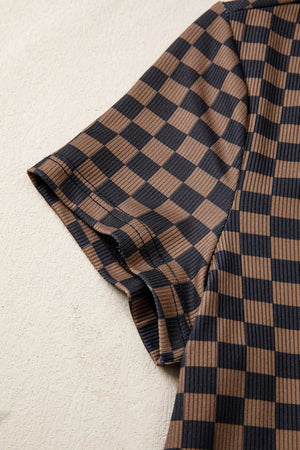 Checkerboard patterned dark brown ribbed t-shirt with short sleeves and round neck.