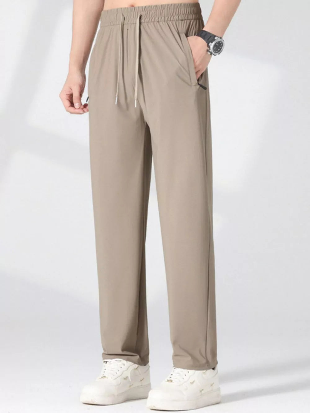 Men's Plus Size Quick-dry Casual Pants in Khaki, fabric detail