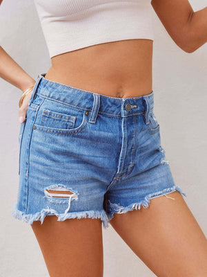 Light blue denim cut-off shorts, 95% cotton