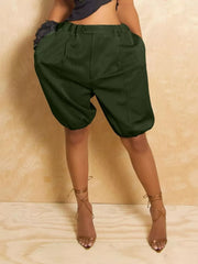 Military green pleated high-waisted shorts with drawstring and balloon leg