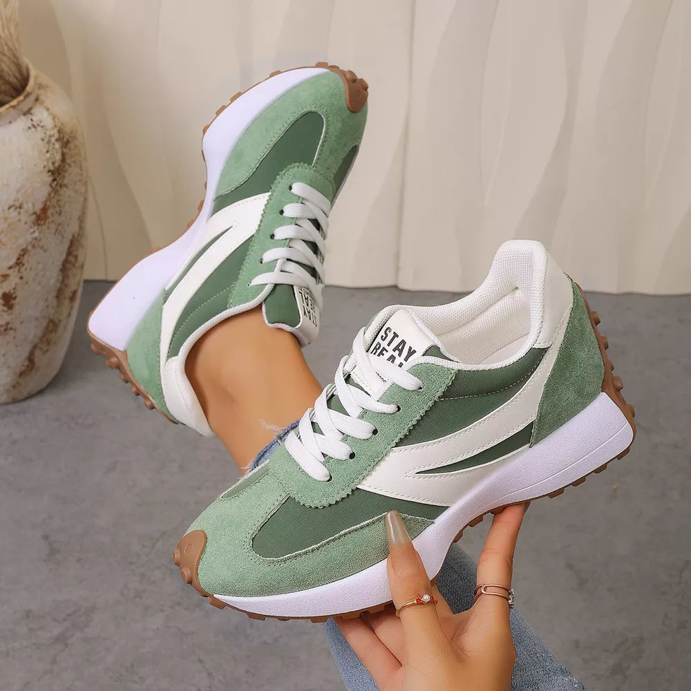 Color-blocked Platform Casual Sneakers in Black, close-up detail