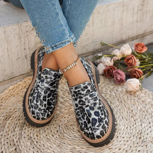Round Toe Platform Loafers, close-up detail
