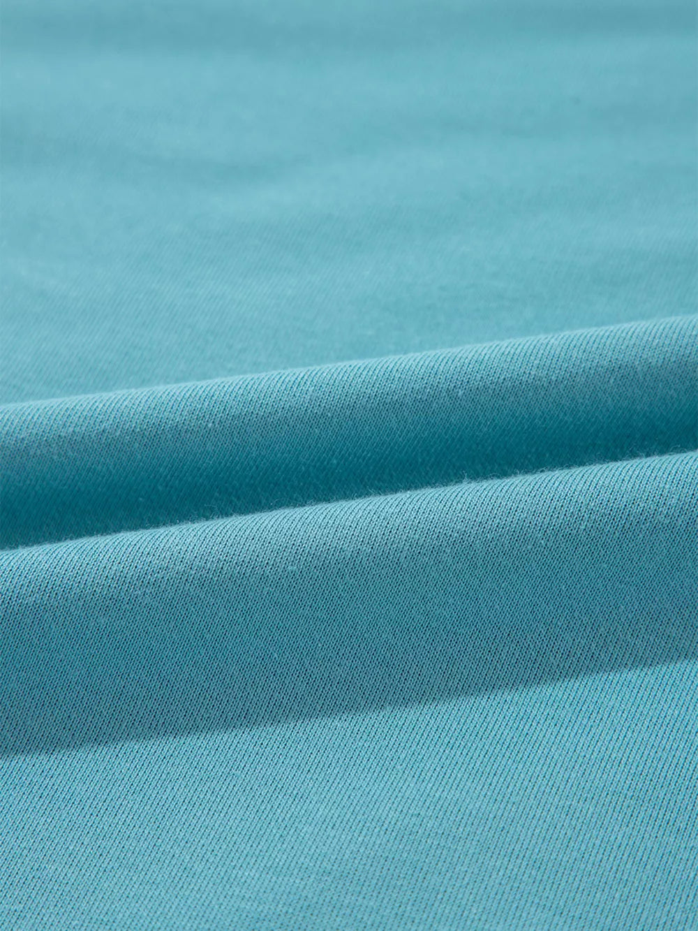 Colorblock Patchwork Crew Neck Sweatshirt in Teal, fit detail