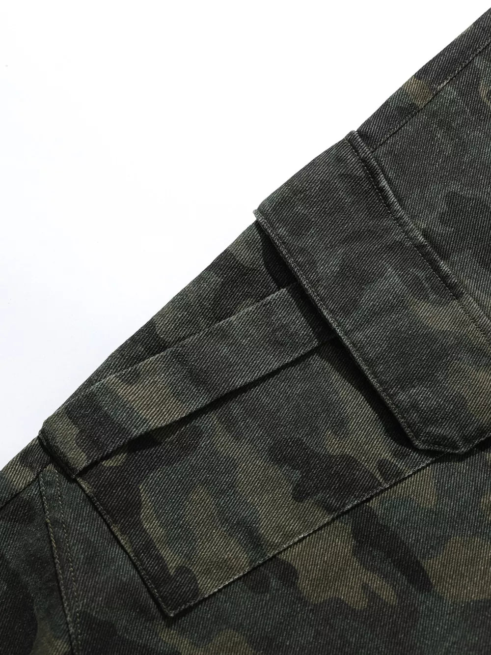 Men's Camouflage Cargo Capris in Green Camouflage, model styling view
