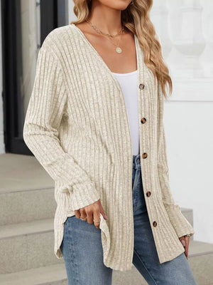 cardigan in dusty blue with buttoned and hip-length