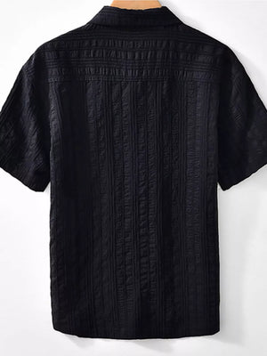 Men's Plus Size Button Up Short Sleeve Shirt, close-up detail