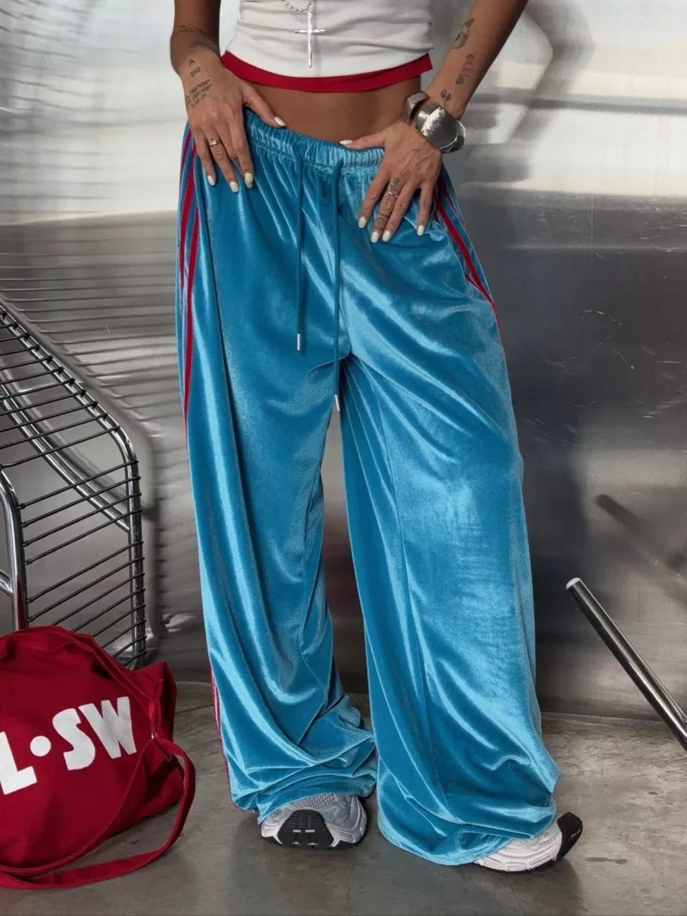 Velvet Wide-leg Pants in Green, front view