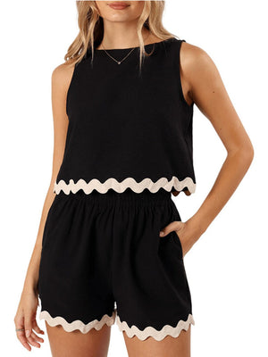 Black scallop trim outfit set with sleeveless crop top and shorts