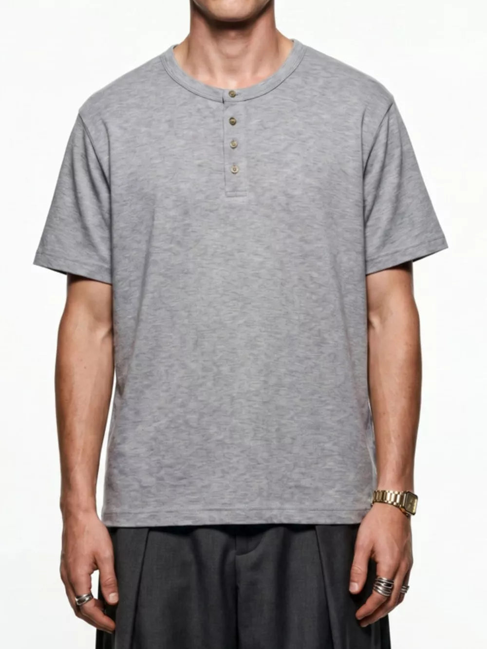 Men's Short Sleeve Henley T-shirt in Gray, fit detail