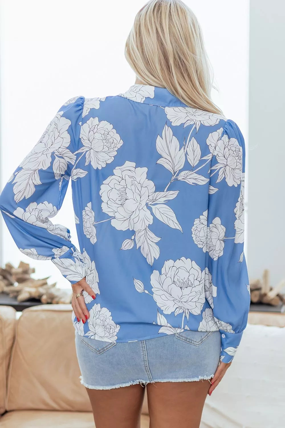 Floral Print Button-up Shirt in Blue, close-up detail