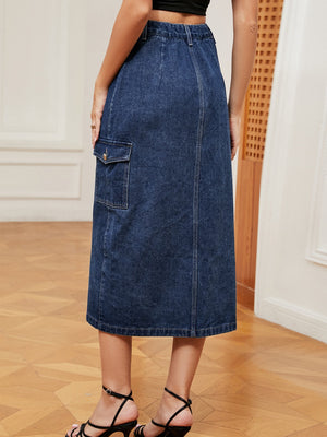 Denim midi skirt in dark wash with a thigh slit and cargo pocket.