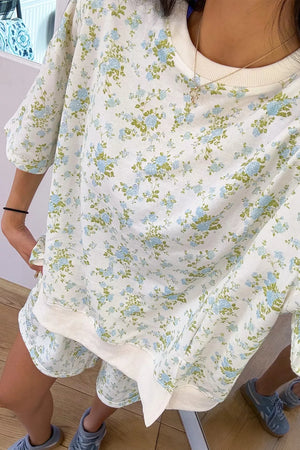 Floral Print Long Sleeve Shift Top & Shorts Set, model styling view