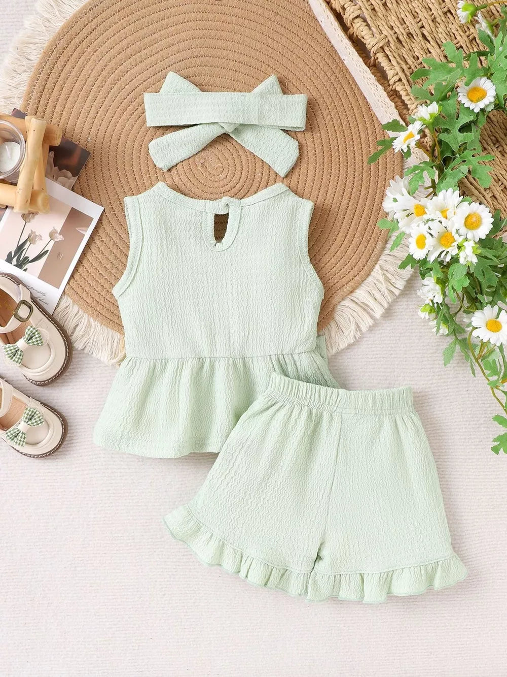 Children's Bow Tank And Shorts Set in Light Green, fit detail
