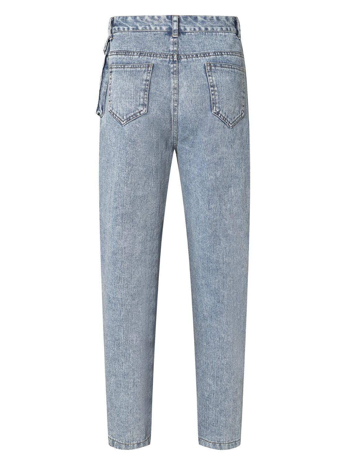 Light wash barrel leg jeans with pocket detail and cotton fabric.
