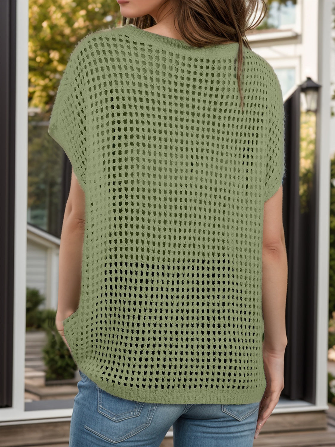 Moss open-knit boxy top with short sleeves and pockets