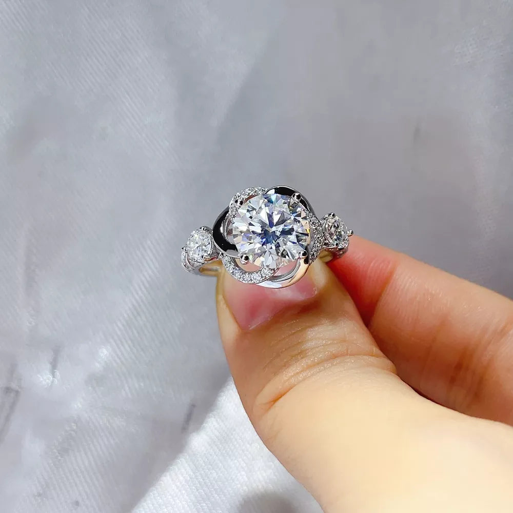 3 Carat 925 Sterling Silver Ring in Silver, side view