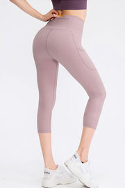 Lilac capri leggings with phone pocket detail and high waist