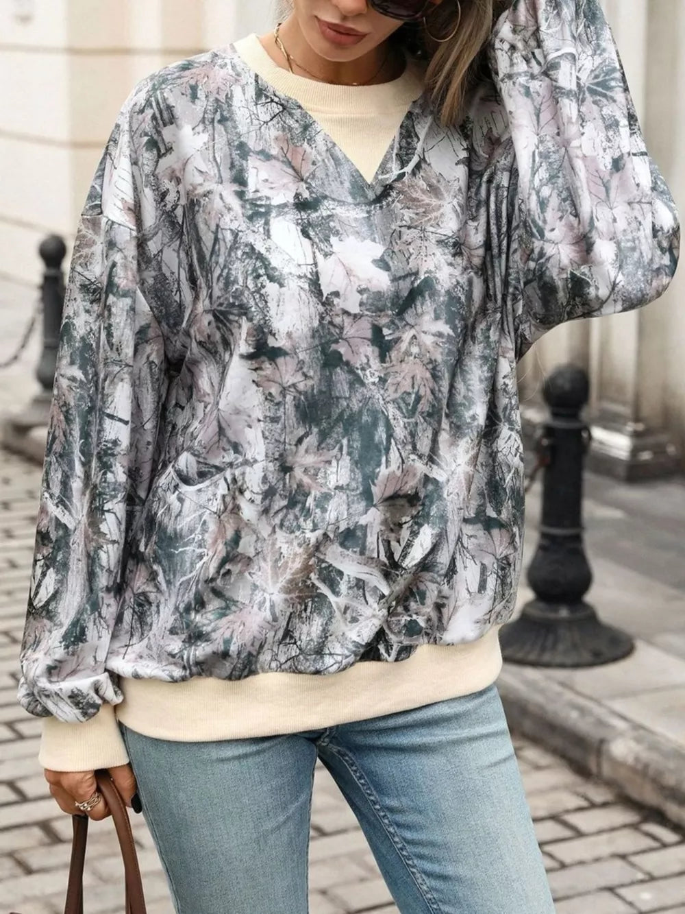 sweatshirt in Camouflage with leaf-print and contrasting trim