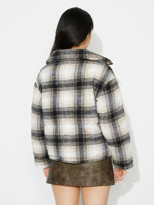 Plaid puffer jacket with a cozy collar in gray and black plaid.