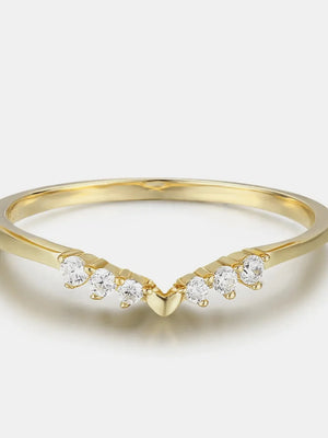 Chevron diamond band ring in gold with clear stones