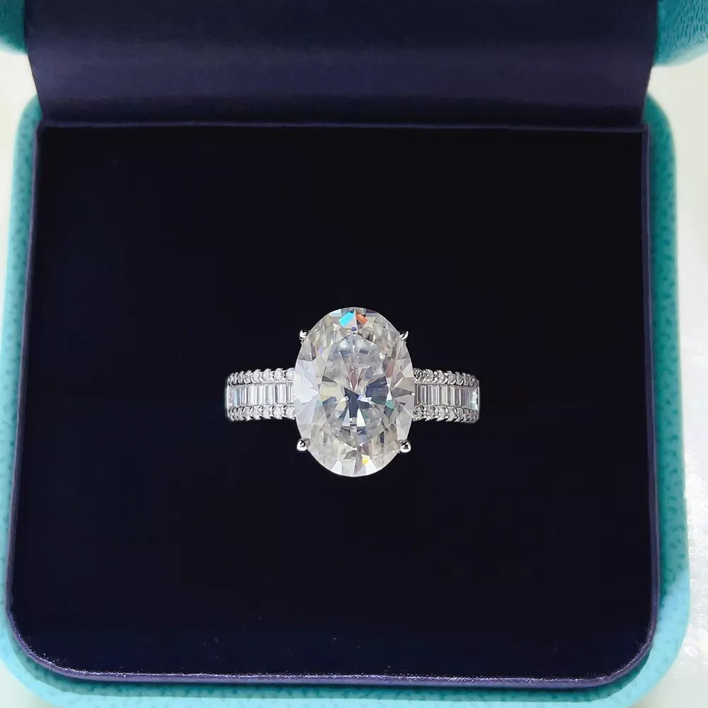 8 Carat 925 Sterling Silver Moissanite Ring, front view