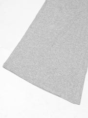 Relaxed wide leg capris in light gray jersey fabric with a straight hem.