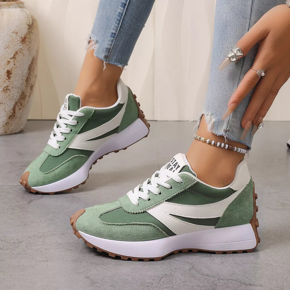 Color-blocked Platform Casual Sneakers in Black, side view
