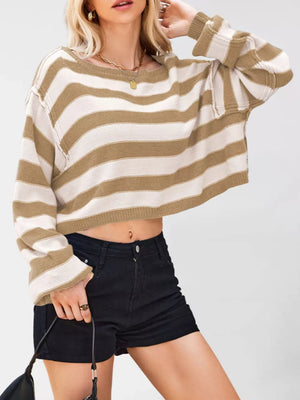 modern pullover sweater in Black with off-shoulder