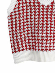 Houndstooth knit V-neck tank top in red and white with ribbed trim.