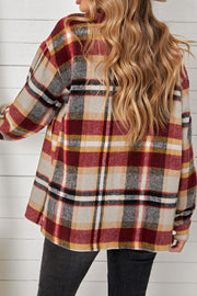 Relaxed plaid shacket in yellow/red with buttoned front and patch pockets.