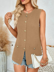 Camel knit buttoned vest with pockets and round neckline