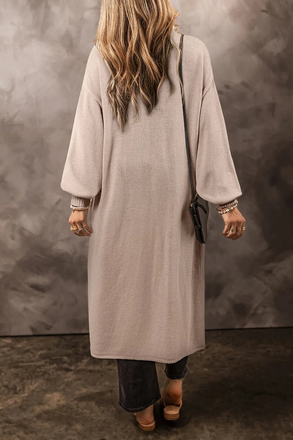 Oversized sleeve maxi cardigan in Dust Storm with voluminous sleeves and a relaxed fit.