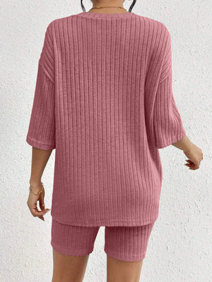 Relaxed ribbed lounge set in Dusty Pink, featuring a short-sleeve top and biker shorts.